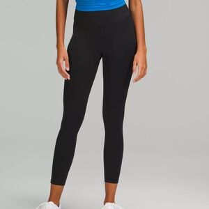 LULULEMON BUILT IN PANT WITH GRIP.S AROUND WAISTBAND SIZE SMALL